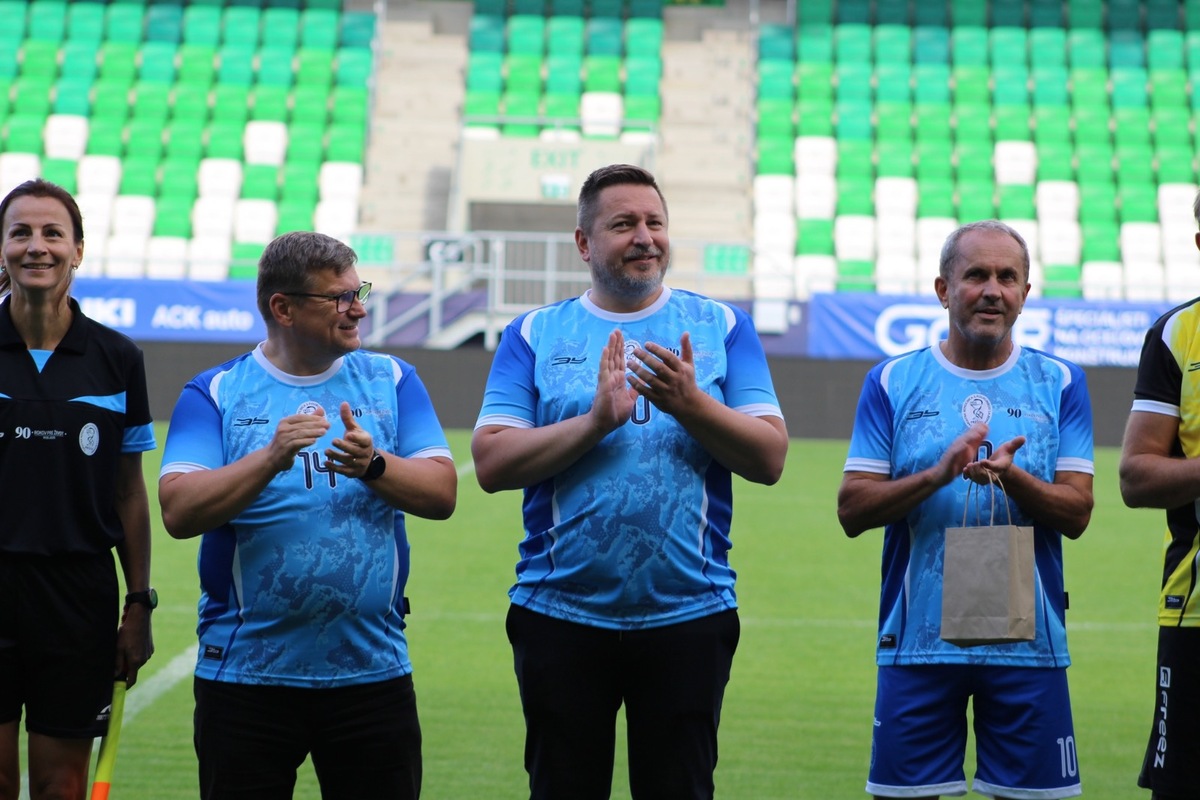 FOTO: Na FTA sa odohral zápas medzi zdravotníkmi z Prešova a Ružomberka, foto 5