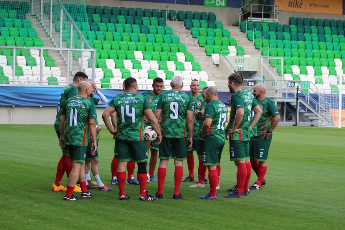 FOTO: Na FTA sa odohral zápas medzi zdravotníkmi z Prešova a Ružomberka, foto 13