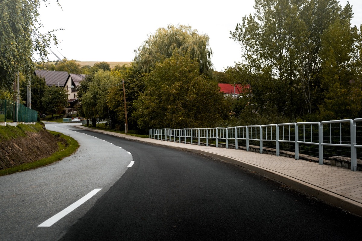 FOTO: V okrese Prešov prejdete po vynovených cestách, foto 4