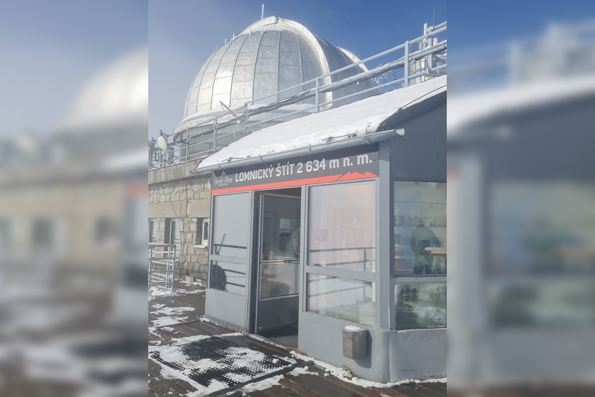 FOTO: Vo Vysokých Tatrách začalo snežiť, foto 3