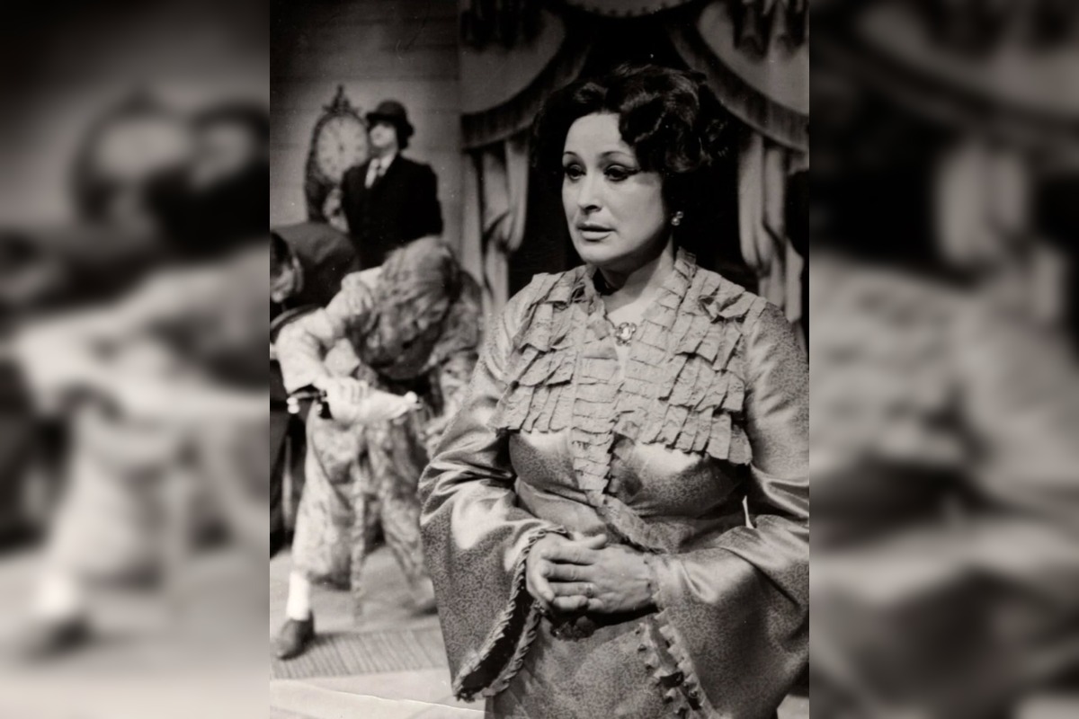 FOTO: Fanúšikovia smútia za legendou prešovského divadla Júliou Korpášovou, foto 5