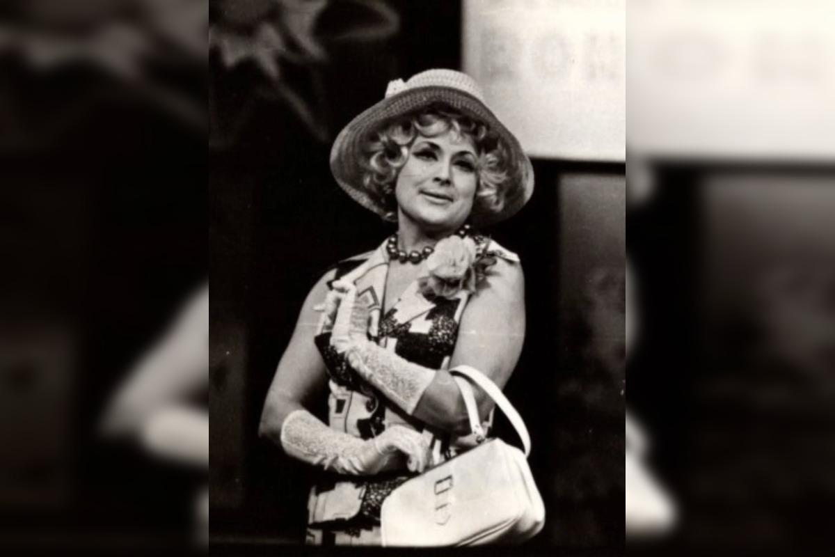 FOTO: Fanúšikovia smútia za legendou prešovského divadla Júliou Korpášovou, foto 6