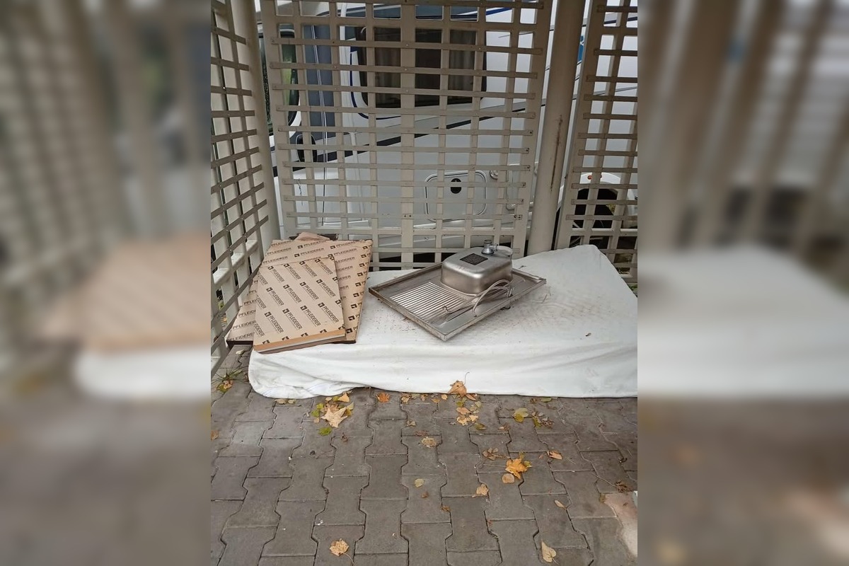 FOTO: Aktivisti bijú na poplach. Tatry zaplavil odpad, mesto vraj šetrí na vývoze, foto 5