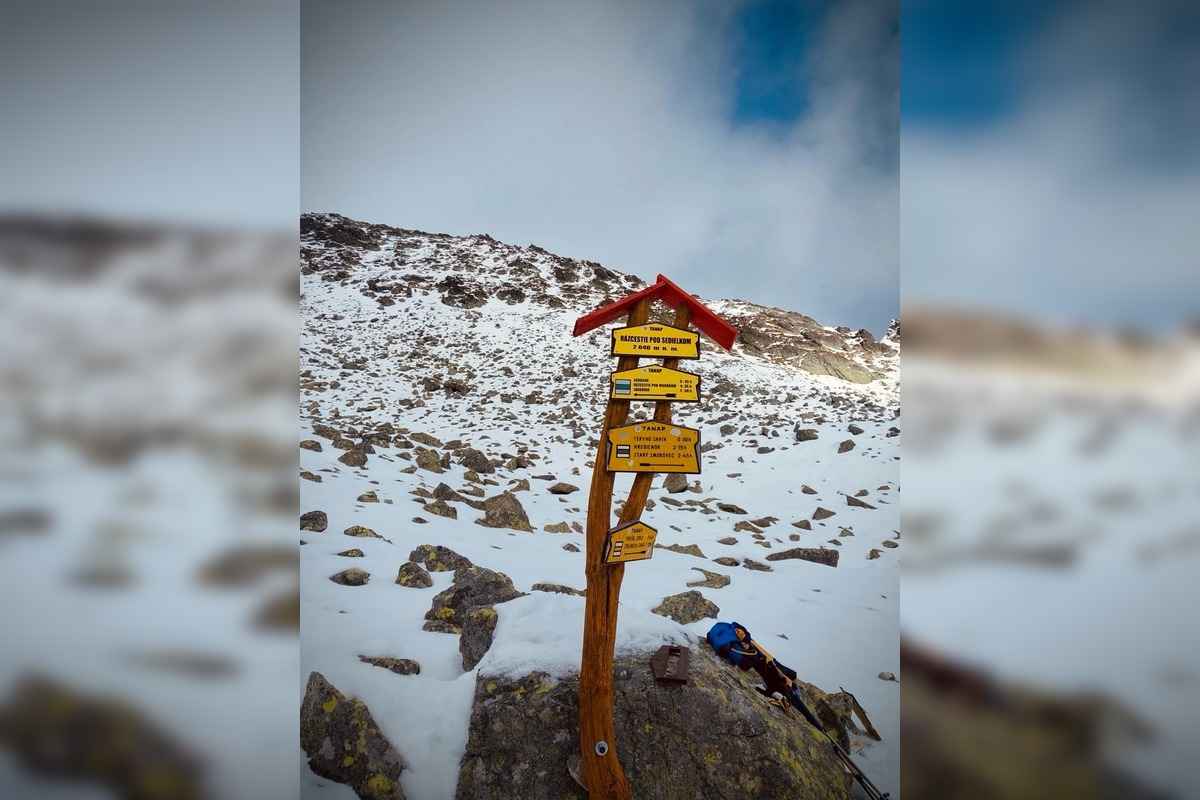 FOTO: V horách makajú aj v zime, Údržba chodníkov pokračuje, foto 2