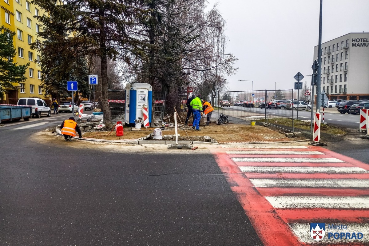 FOTO: Nový chodník na Bajkalskej má zvýšiť bezpečnosť chodcov, foto 6