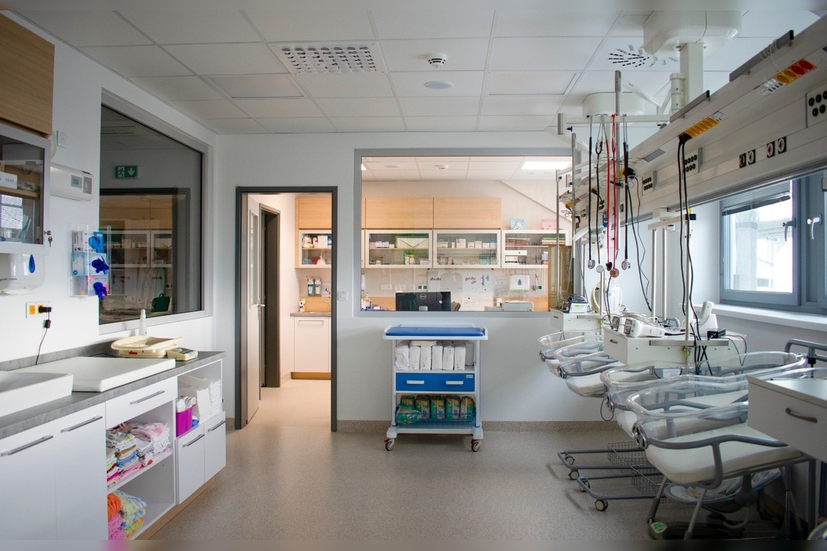 FOTO: Rekonštrukcia popradsej nemocnice sa blíži ku koncu, foto 15