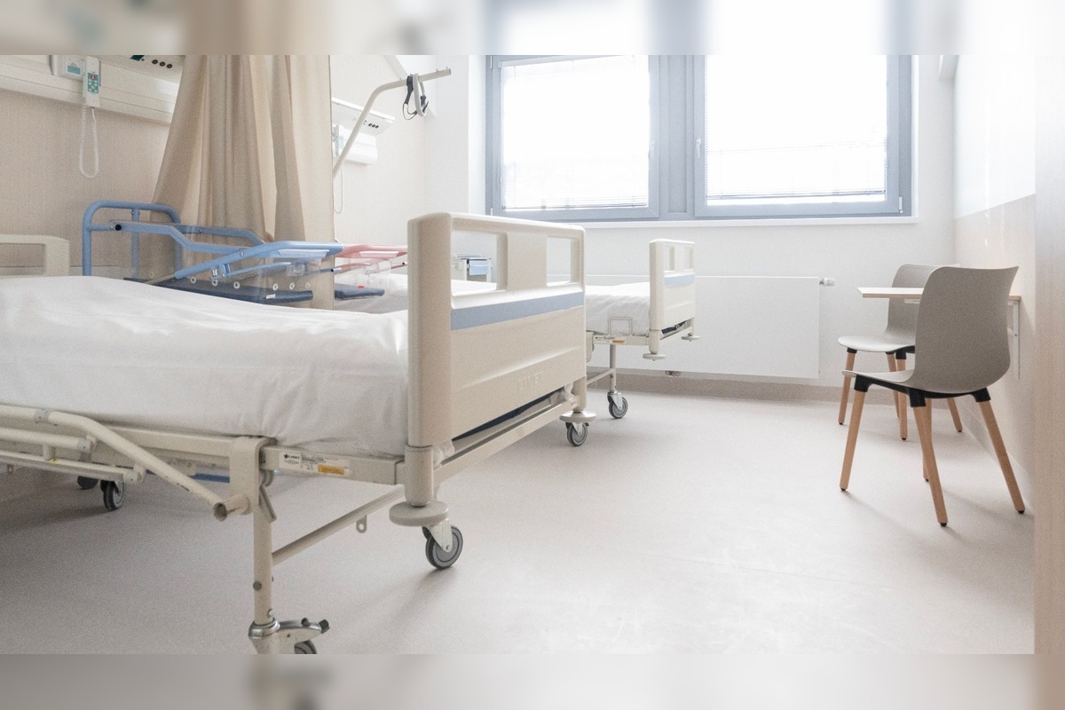 FOTO: Rekonštrukcia popradsej nemocnice sa blíži ku koncu, foto 16