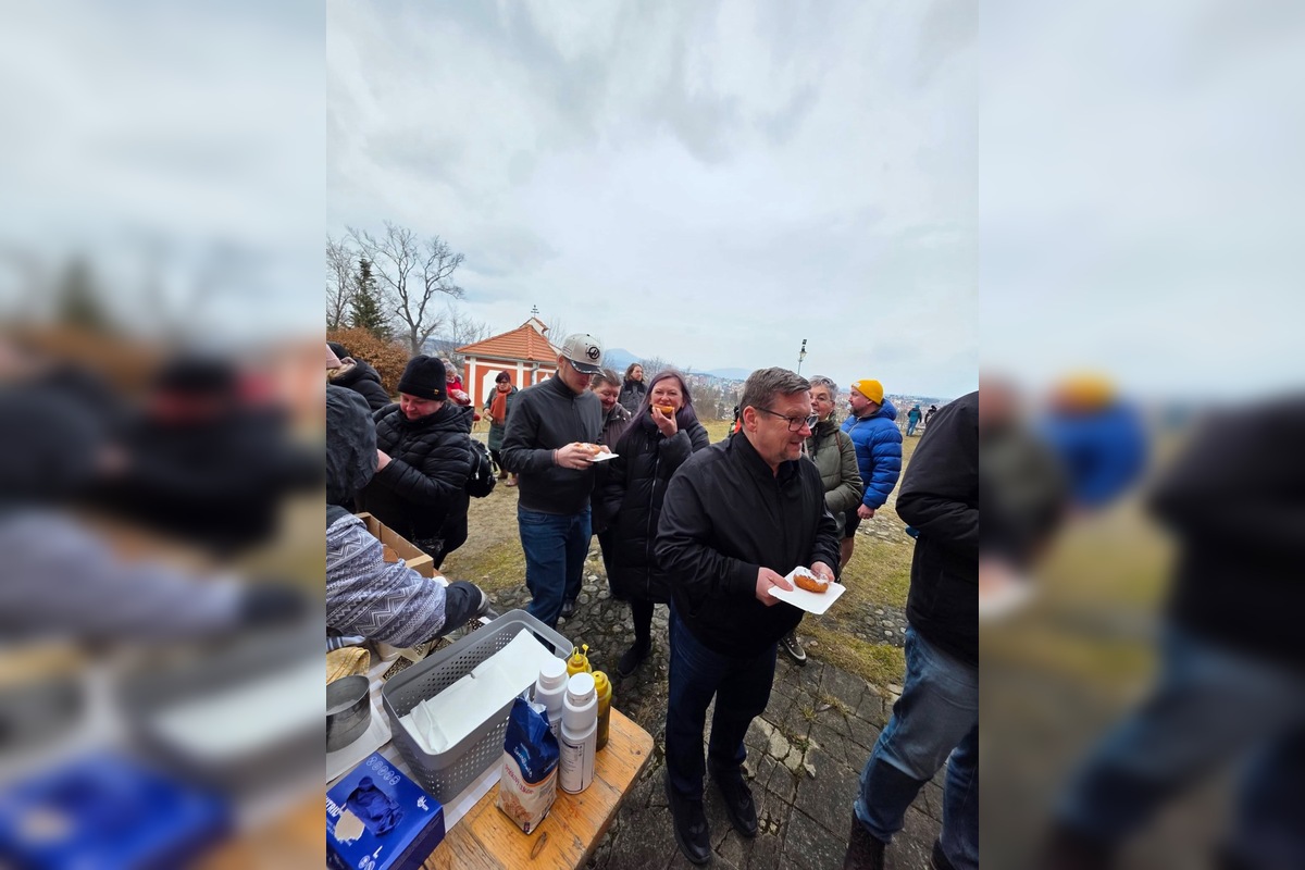 FOTO: Pri Kalvárii sa konal už 11. ročník výnimočného skutku lásky, foto 2