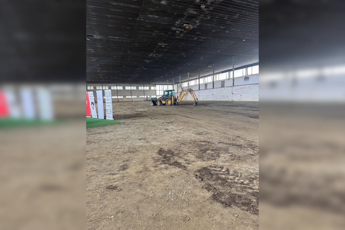 FOTO:  V Prešove sa začalo s obnovou Národného jazdeckého tréningového centra, foto 3