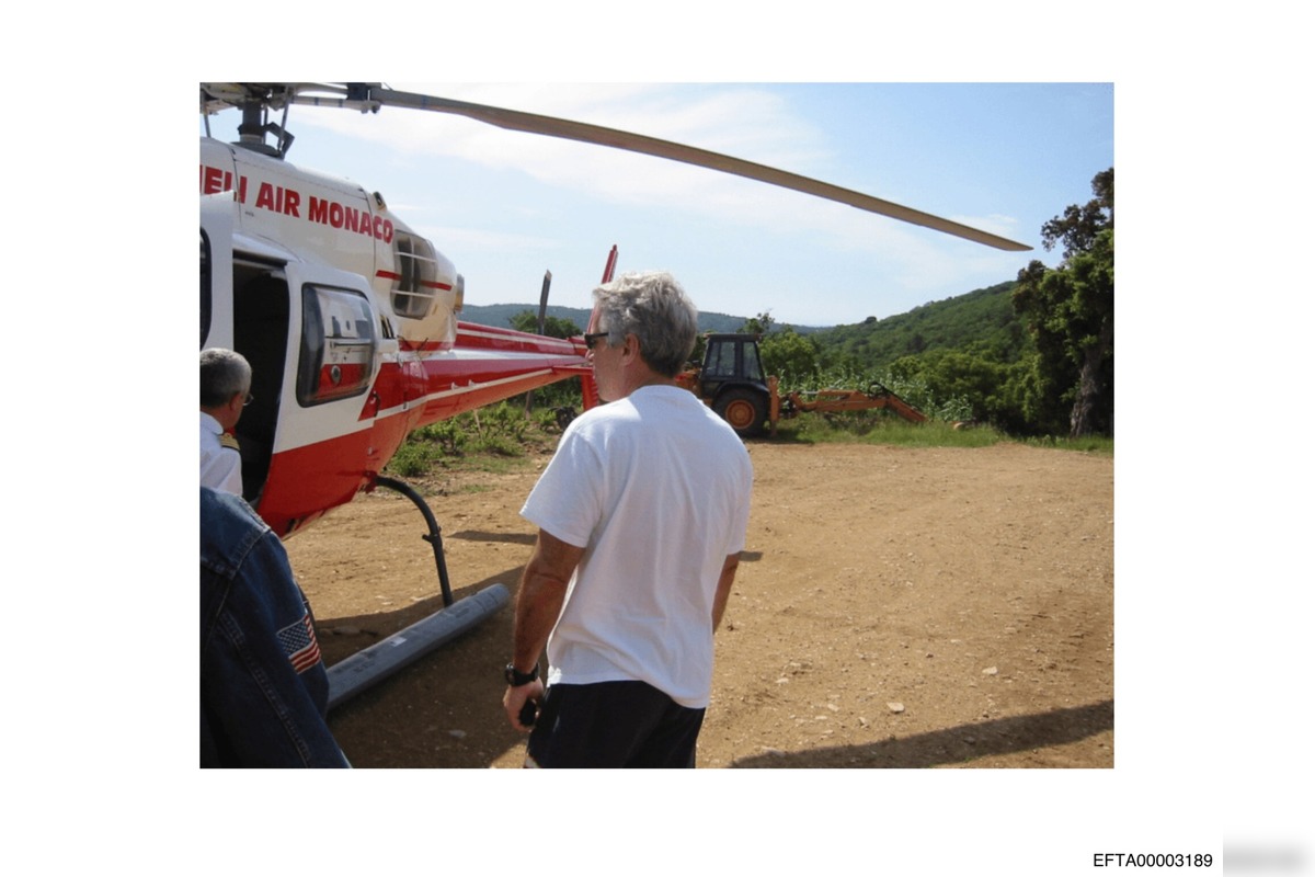 FOTO: Marcinková v spisoch FBI. Obeť aj svedkyňa proti Epsteinovi, foto 2