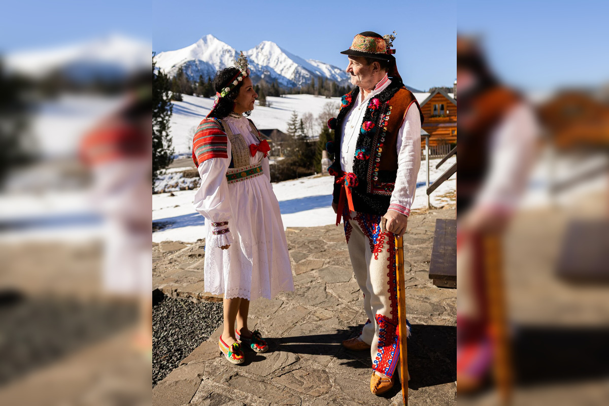 FOTO: Slovenskí politici sa radi obliekajú tradične, nie vždy to dopadne dobre, foto 1