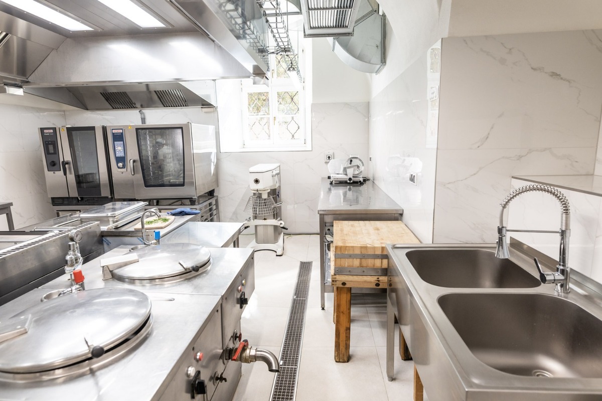 FOTO: Veľká rekonštrukcia kuchyne v DSS v Spišskom Podhradí, foto 2