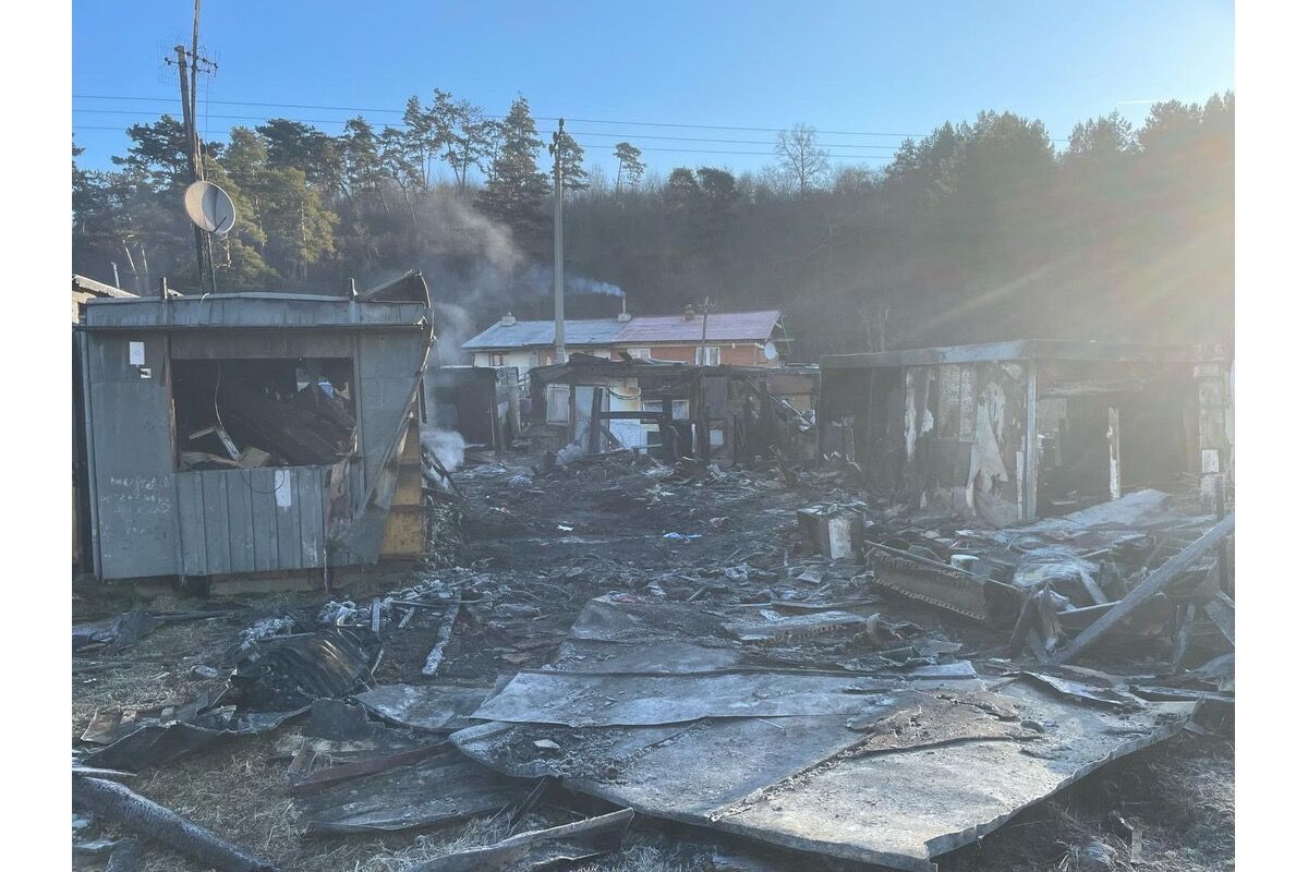 FOTO: Veľký Šariš si pripomína rok od tragického požiaru v miestnej osade, foto 6