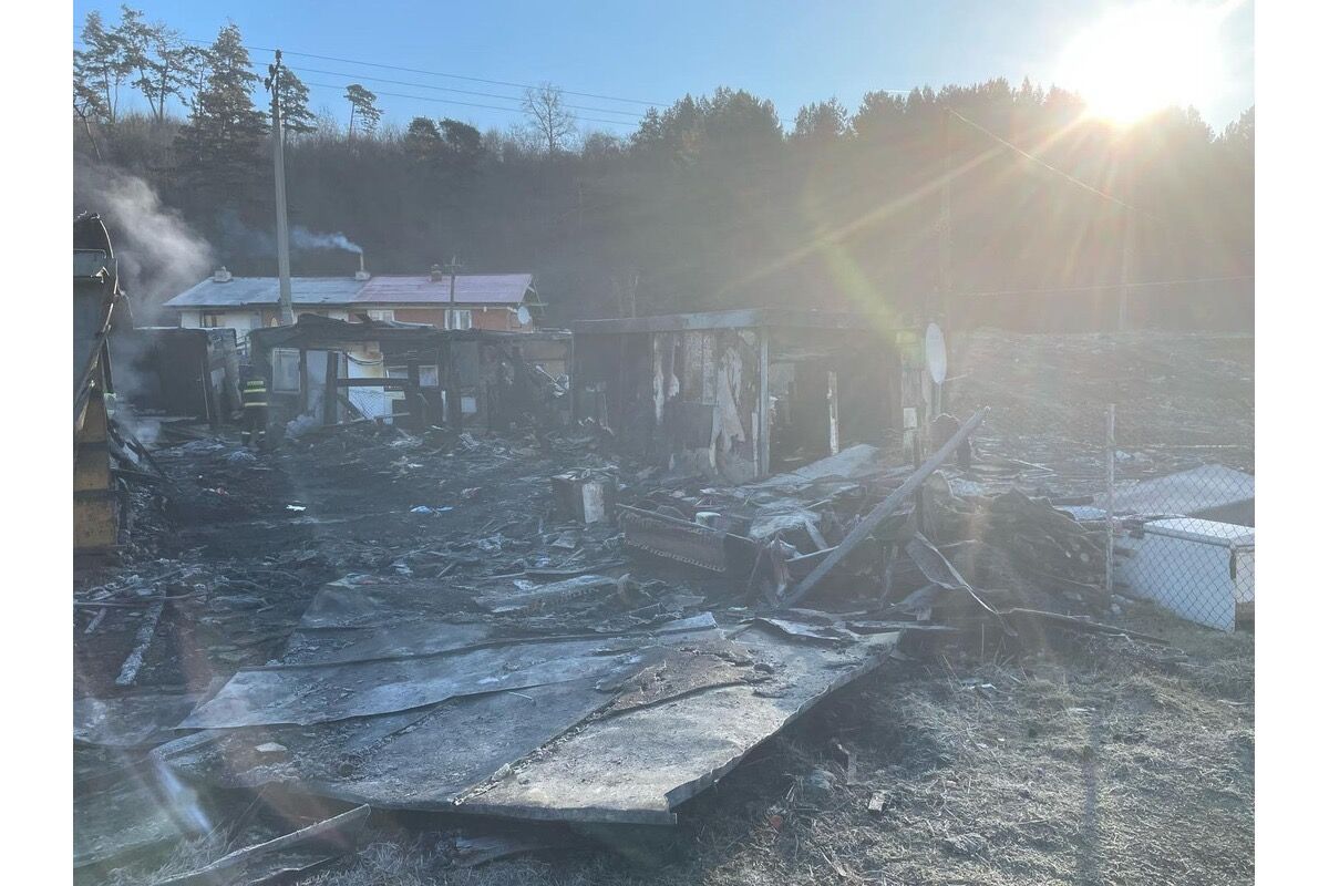 FOTO: Veľký Šariš si pripomína rok od tragického požiaru v miestnej osade, foto 10