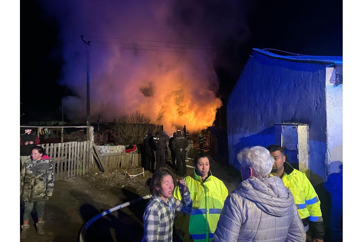 FOTO: Veľký Šariš si pripomína rok od tragického požiaru v miestnej osade, foto 13