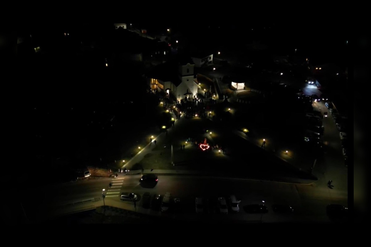 FOTO: Na viacerých miestach Prešovského kraja si veriaci prešli Extrémnu krížovú cestu, foto 13