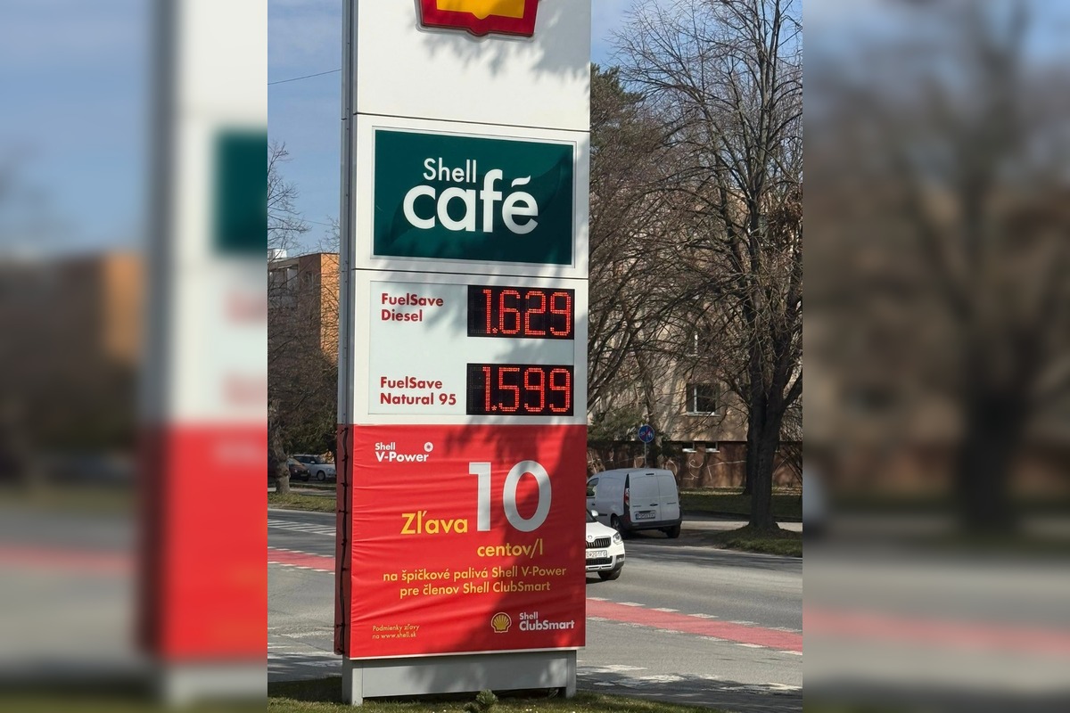 FOTO: Na stojane viac, na kase menej. Vodič popísal zvláštne tankovanie, foto 2