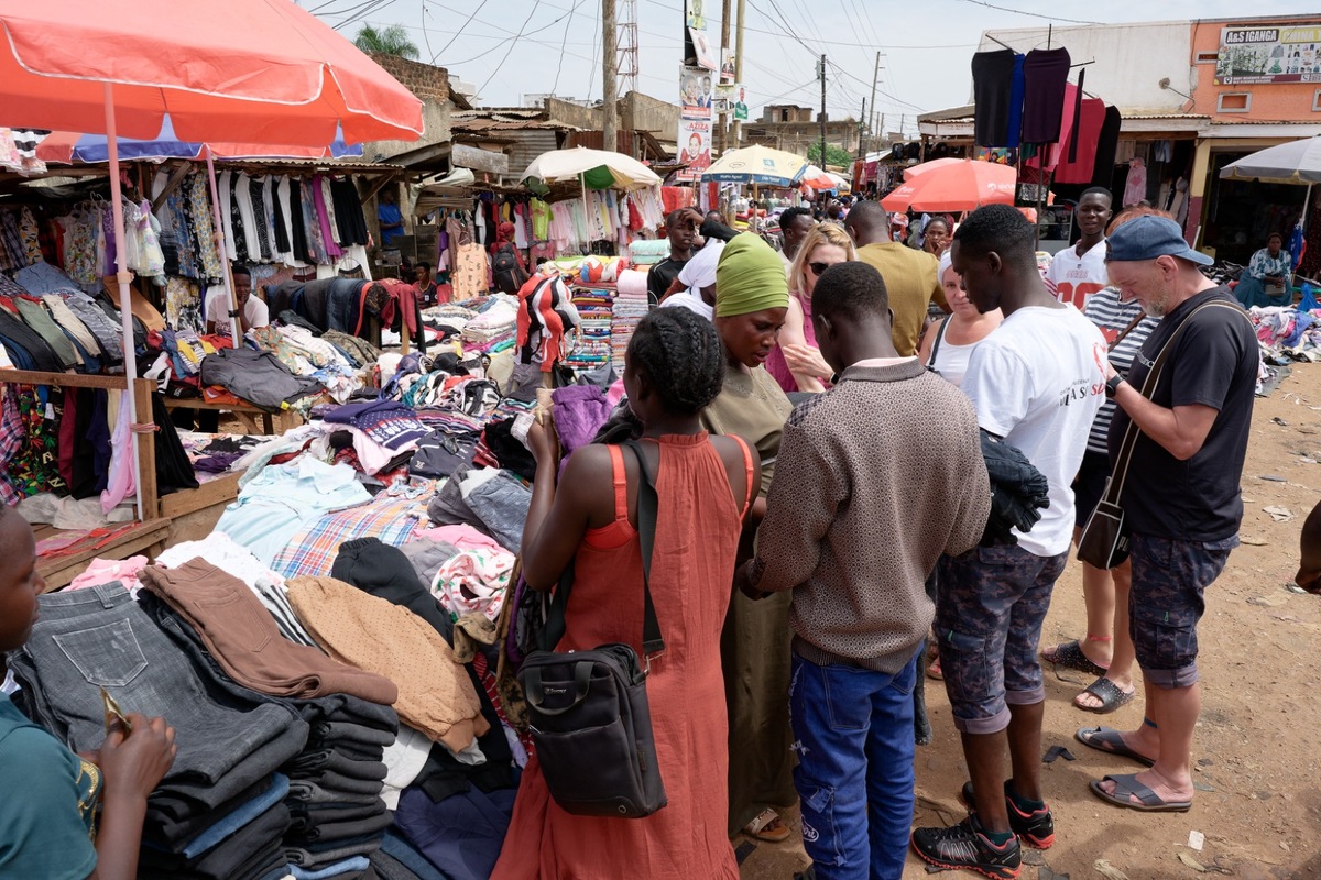 FOTO: Čviro zo Starej Ľubovne pomáha sirotám v Ugande, foto 15