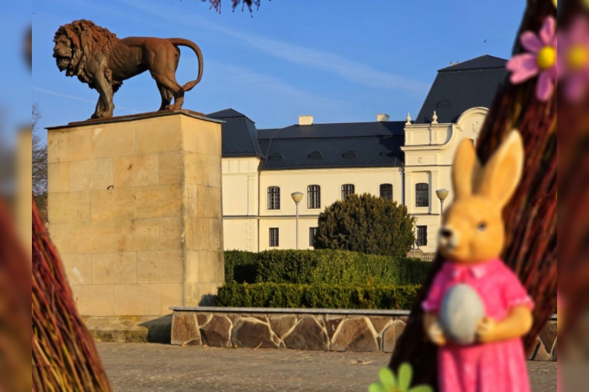 FOTO: Humenné rozkvitlo do Veľkej noci. Zajačiky, vajíčka aj farby, foto 9
