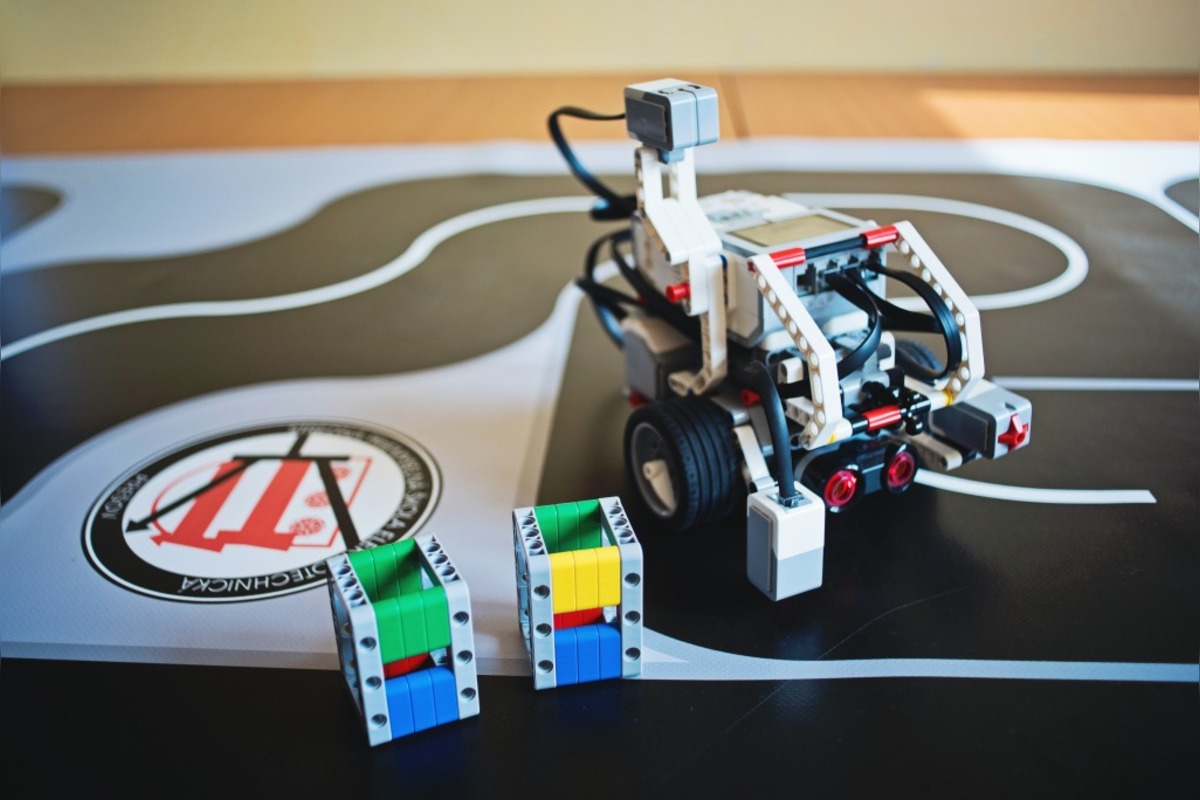 FOTO: SPŠ elektrotechnická v Prešove ide medzi špičku, foto 3