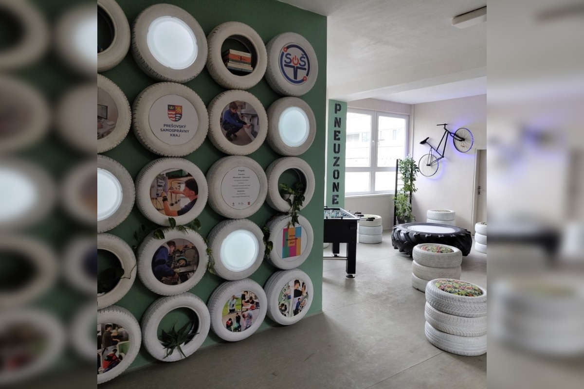 FOTO: Študenti menia školy. Pripravujú chill zóny aj kino pod nebom, foto 2