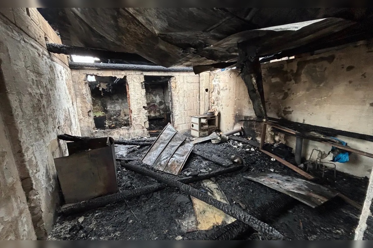 FOTO: Po požiari v Starej Ľubovni ostalo bez strechy viac ako 40 ľudí, foto 17