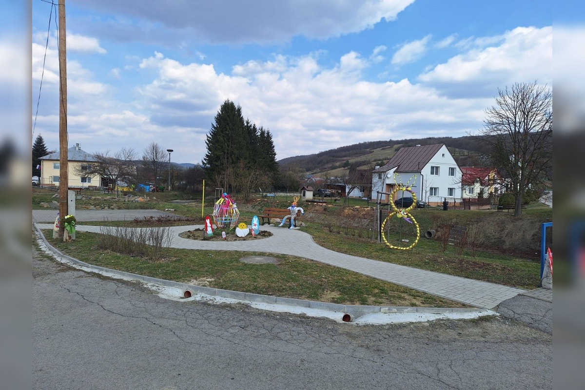 FOTO: Mestá a obce v Prešovskom kraji žiaria veľkonočnou výzdobou, foto 5