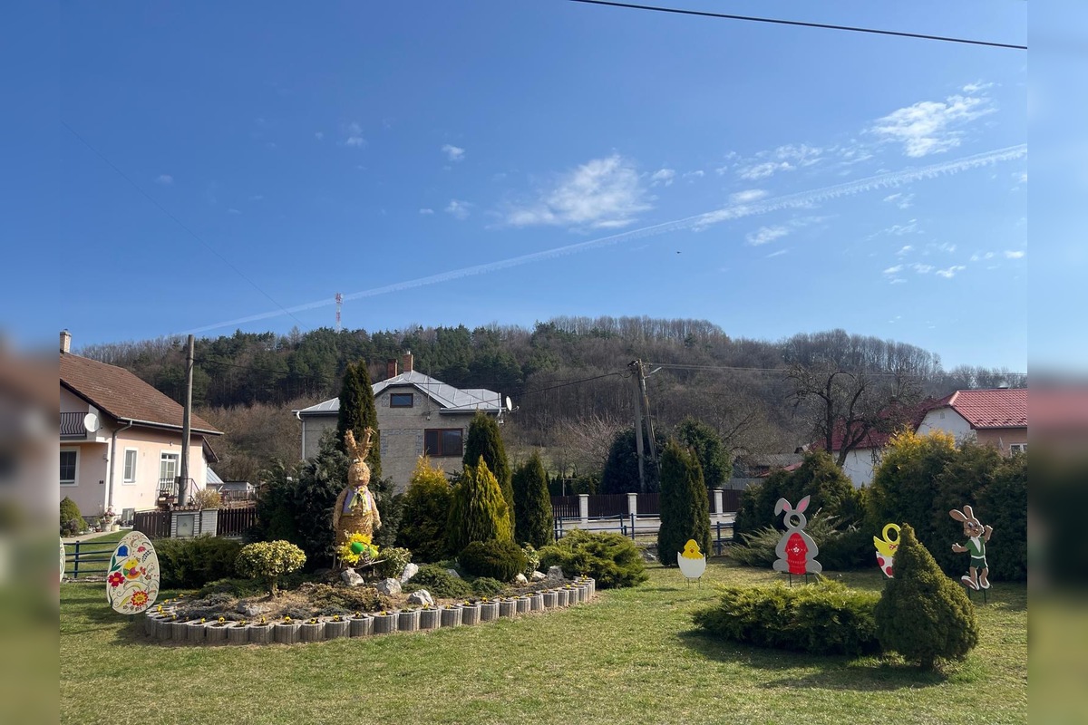FOTO: Mestá a obce v Prešovskom kraji žiaria veľkonočnou výzdobou, foto 13