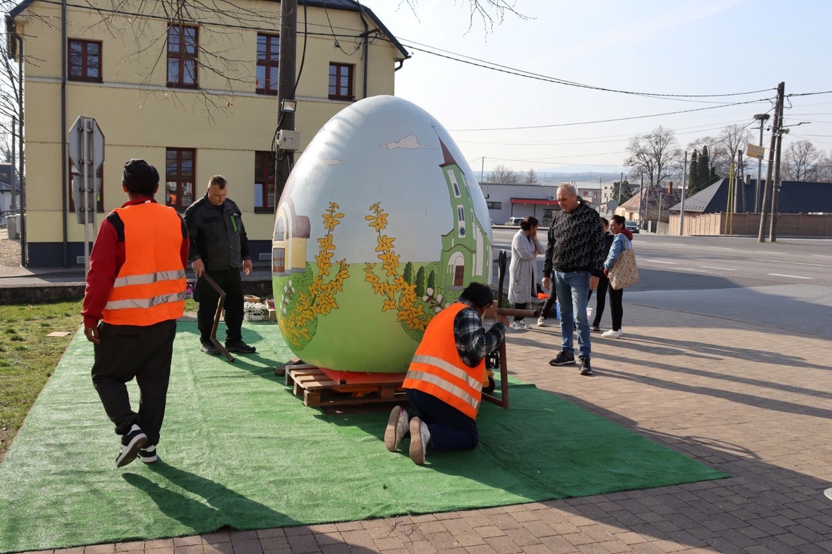 FOTO: Mestá a obce v Prešovskom kraji žiaria veľkonočnou výzdobou, foto 27