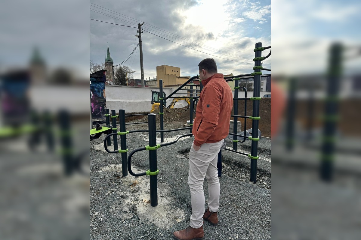 FOTO: Skatepark v Prešove rastie. Vyzerá úchvatne, komentuje poslanec, foto 1