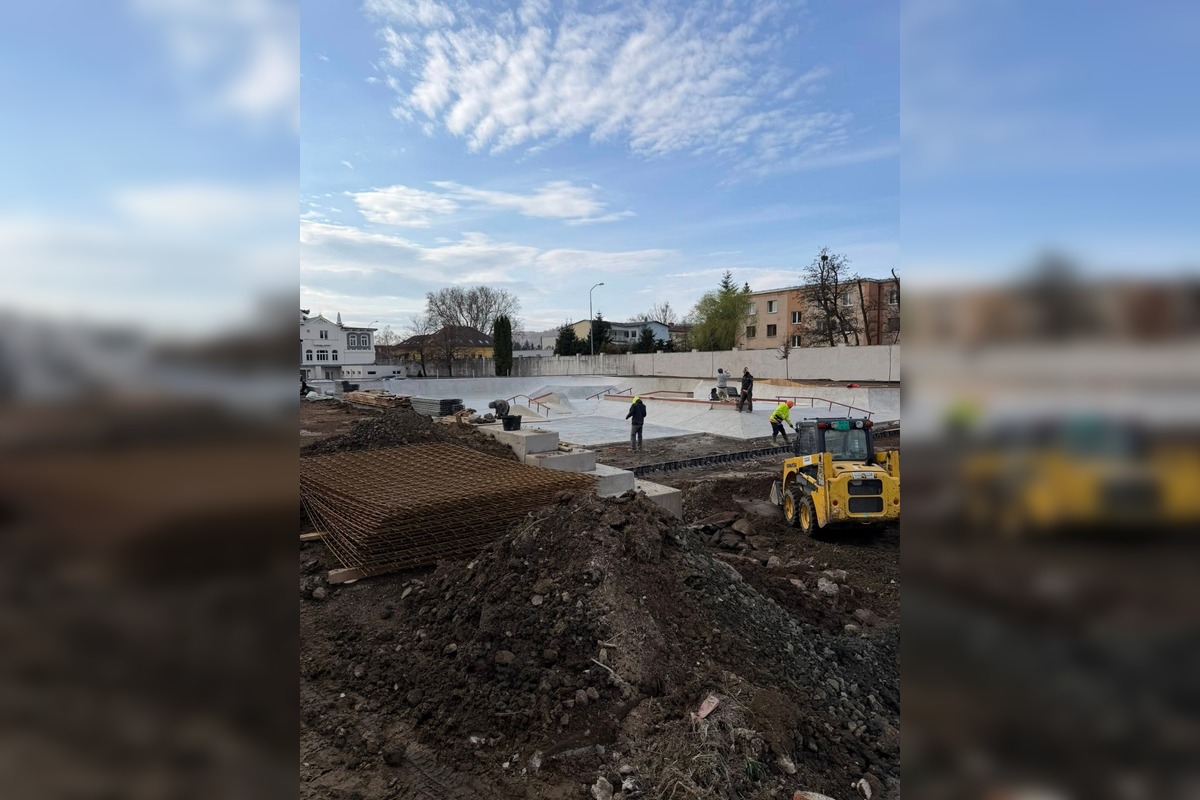 FOTO: Skatepark v Prešove rastie. Vyzerá úchvatne, komentuje poslanec, foto 6