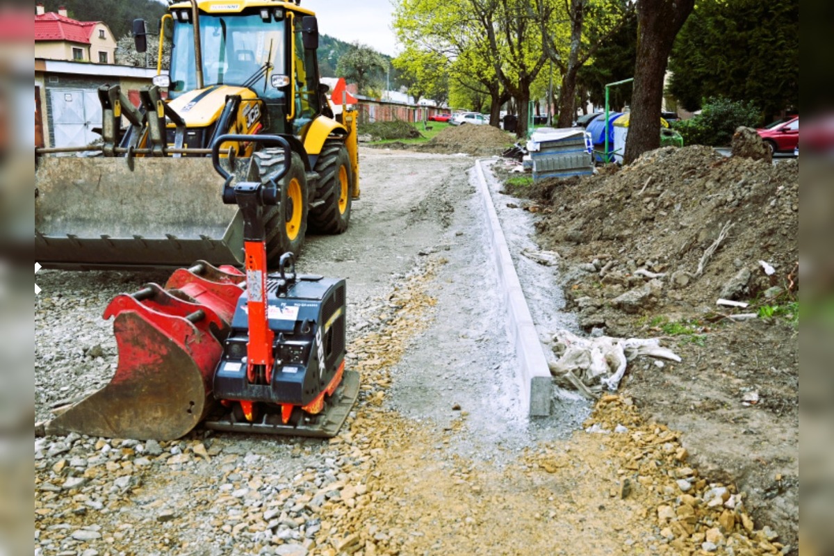 FOTO: Humenné mení garáže na mestskú zeleň, ďalšie projekty sú v hre, foto 11