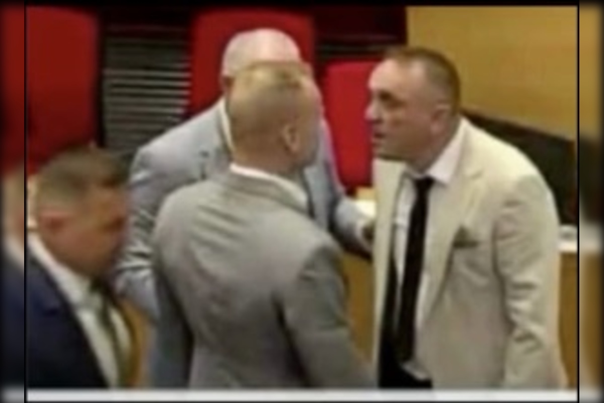 FOTO: konflikt, foto 1