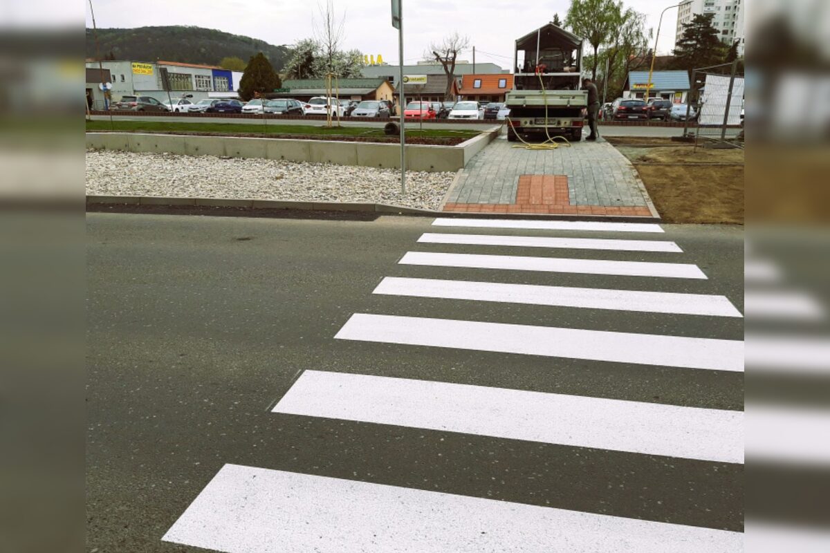 FOTO: Humenné mení tvár svojich ulíc. Nie všade sa dá prejsť, foto 5