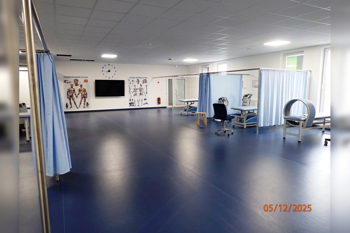 FOTO: Obľúbený komplex vo Vranove mieri do dražby, foto 2