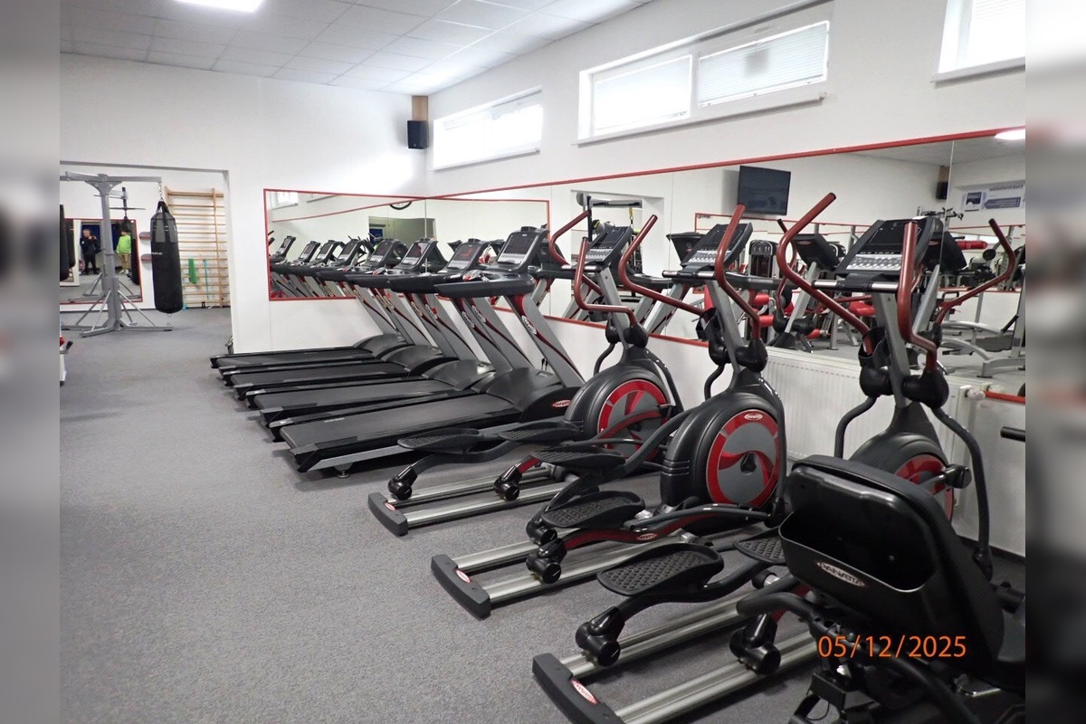 FOTO: Obľúbený komplex vo Vranove mieri do dražby, foto 5