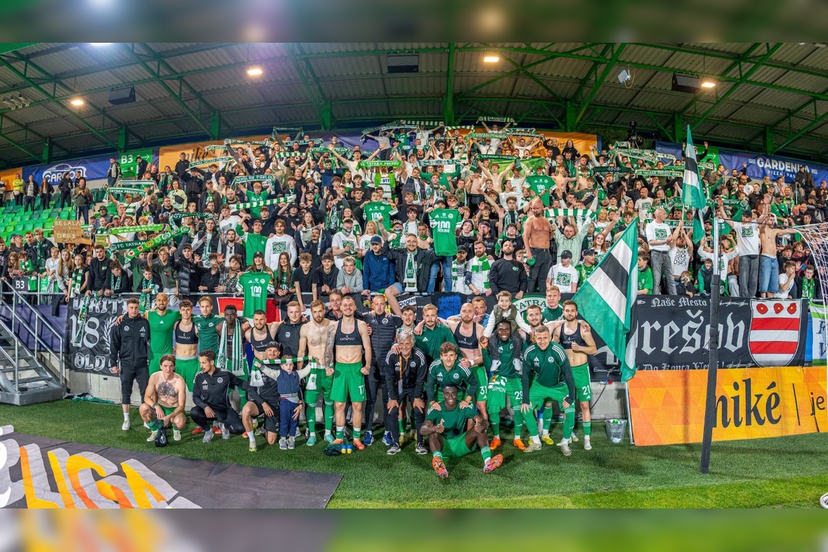 FOTO: Prešov zvládol derby o východ, počas zápasu proti Košiciam si pripomenuli legendu Ladislava Pavloviča, foto 1