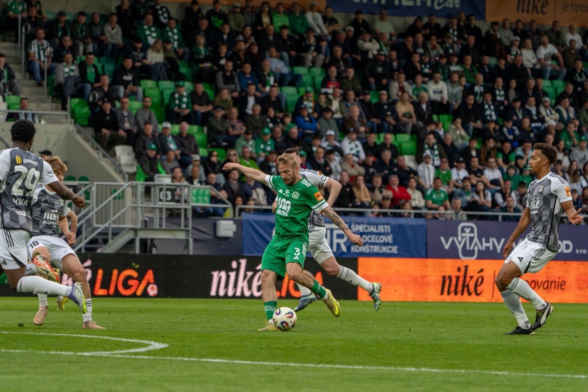 FOTO: Prešov zvládol derby o východ, počas zápasu proti Košiciam si pripomenuli legendu Ladislava Pavloviča, foto 5