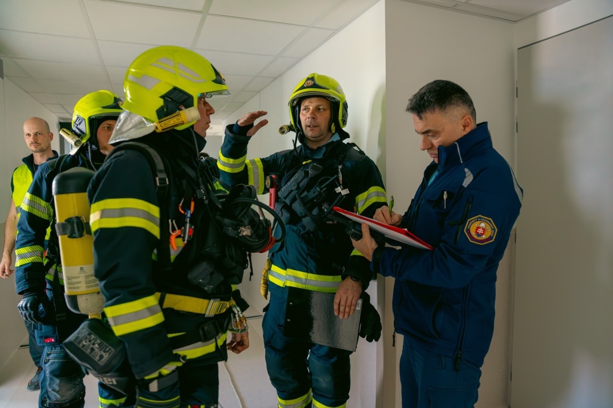 FOTO: Veľká explózia na lôžkovom oddelení v popradskej nemocnici, foto 3