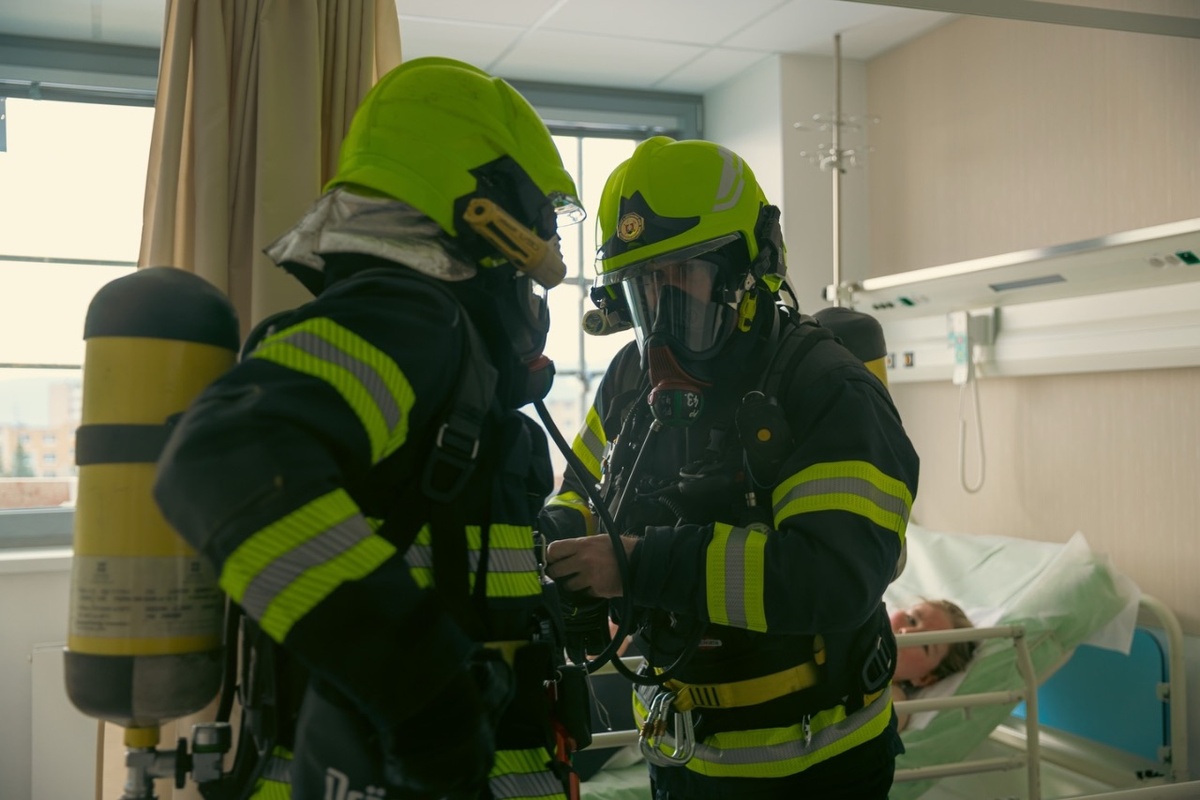 FOTO: Veľká explózia na lôžkovom oddelení v popradskej nemocnici, foto 11