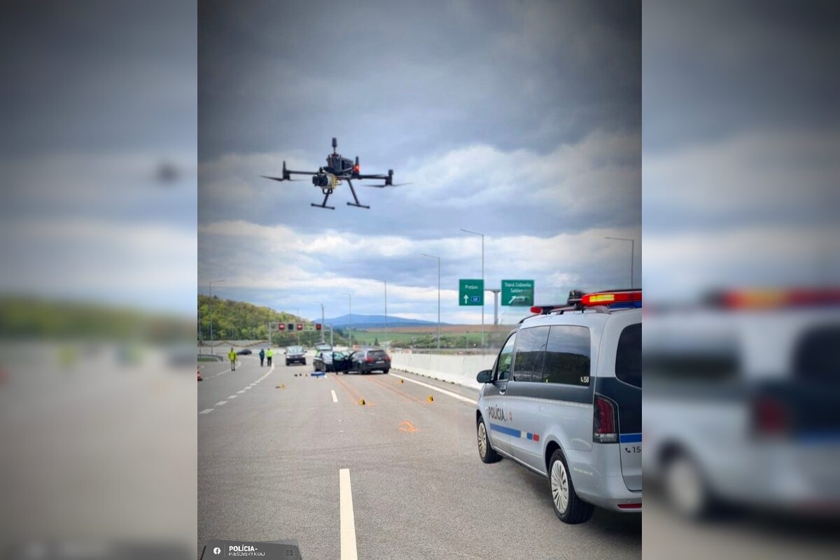 FOTO: Policajti trénovali zásahy pri nehodách, foto 2