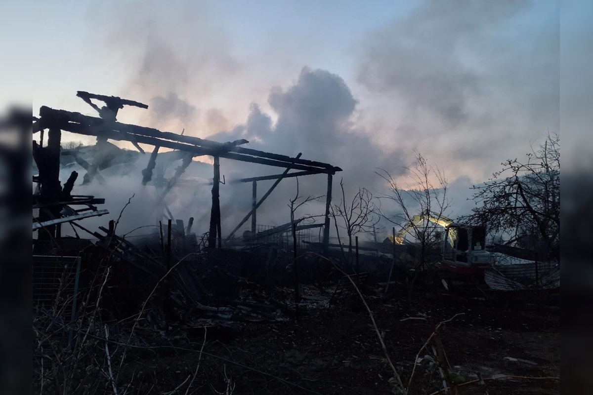 FOTO: Neďaleko Starej Ľubovne došlo k rozsiahlemu požiaru. Evakuovaných bolo 25 obyvateľov, foto 5