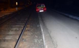 Auto na koľajisku Prešov-mesto