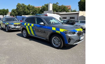 FOTO: Veľká modernizácia vozového parku v Policajnom zbore