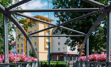 FOTO: V Poprade prebieha výsadba letničiek