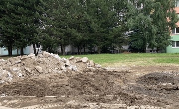 FOTO: Do kežmarského vnútrobloku Južná bude investovaných ďalších vyše 219-tisíc eur