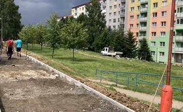 FOTO: Do kežmarského vnútrobloku Južná bude investovaných ďalších vyše 219-tisíc eur