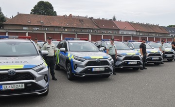 FOTO: Veľká modernizácia vozového parku Policajného zboru pokračuje