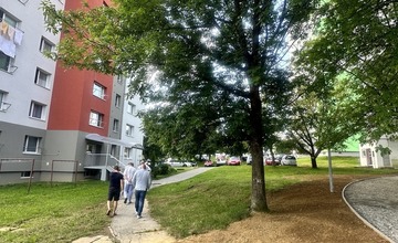 FOTO: Stavenisko revitalizácie sídliska Družba v Bardejove bolo prevzané