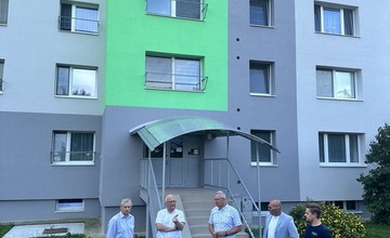 FOTO: Stavenisko revitalizácie sídliska Družba v Bardejove bolo prevzané